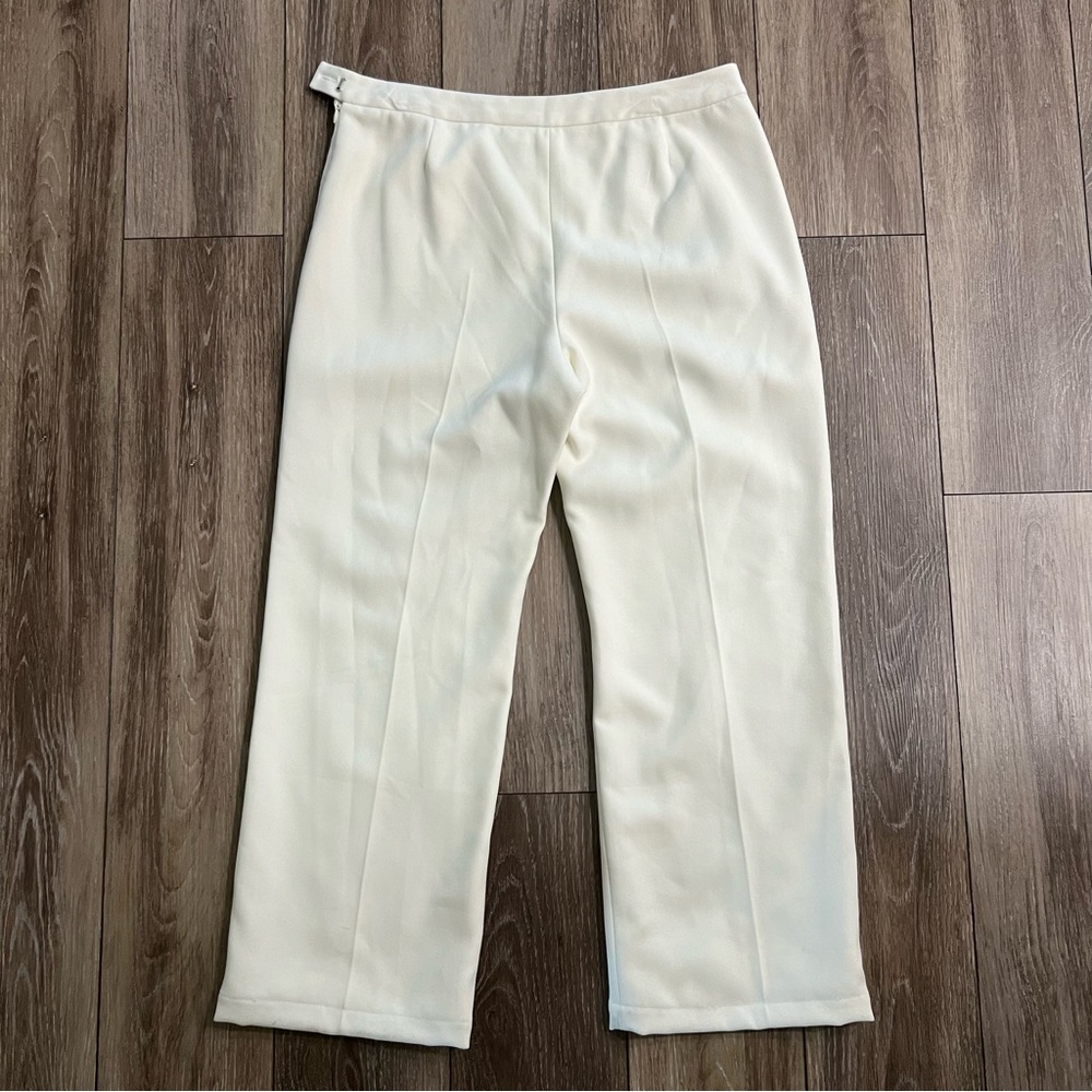 Le Suit White Straight Leg Pants - Picture 4 of 4